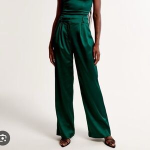 abercrombie and fitch A&F green sloane satin sculpt wide leg pants size 8
